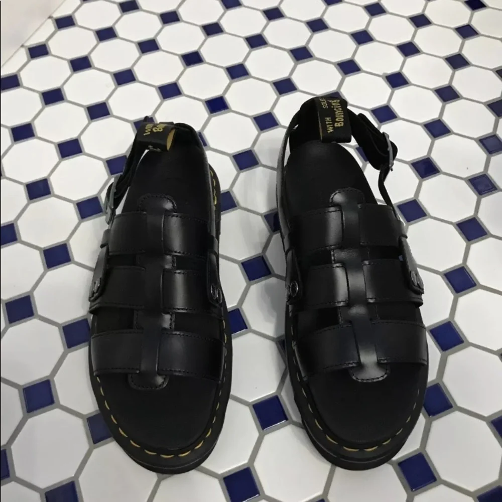 New Dr Martens Terry Sandal 12 or 13 black sandals